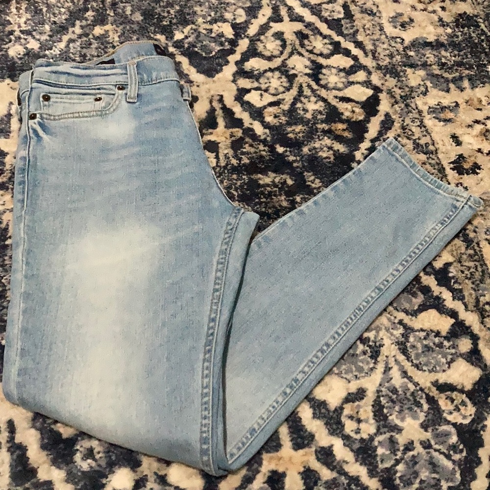 Hollister skinny jeans
